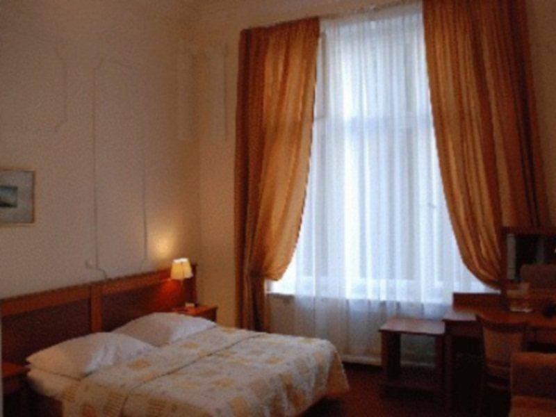 Hotel Pension Savoy Near Kurfuerstendamm Berlin Chambre photo