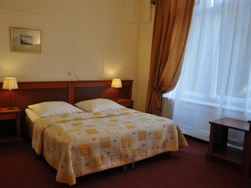 Hotel Pension Savoy Near Kurfuerstendamm Berlin Extérieur photo