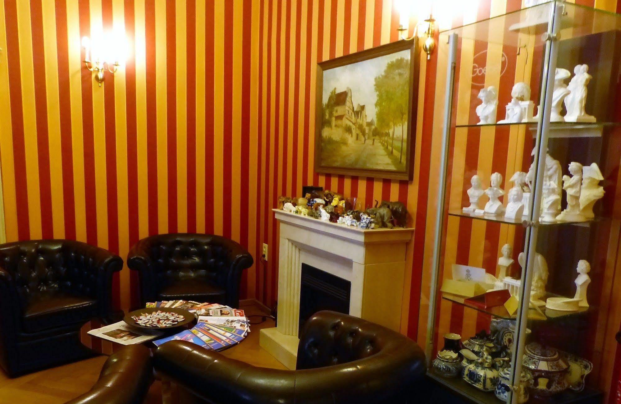 Hotel Pension Savoy Near Kurfuerstendamm Berlin Extérieur photo
