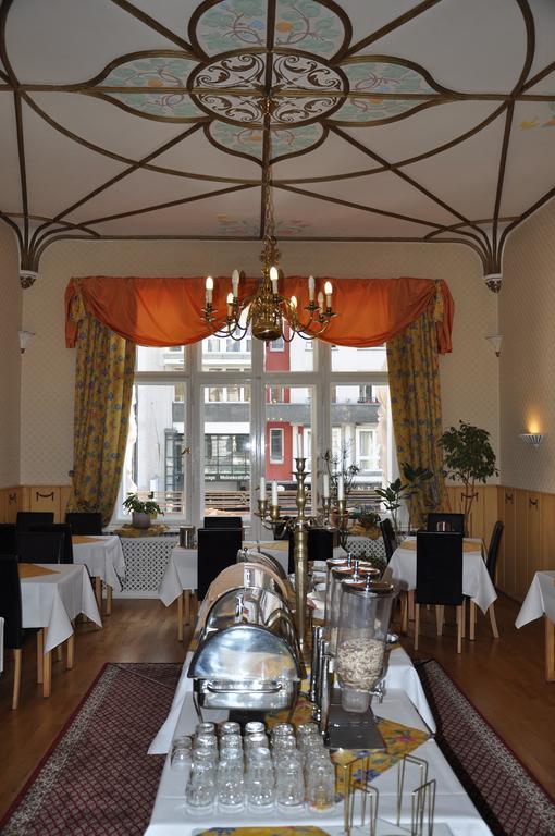 Hotel Pension Savoy Near Kurfuerstendamm Berlin Extérieur photo
